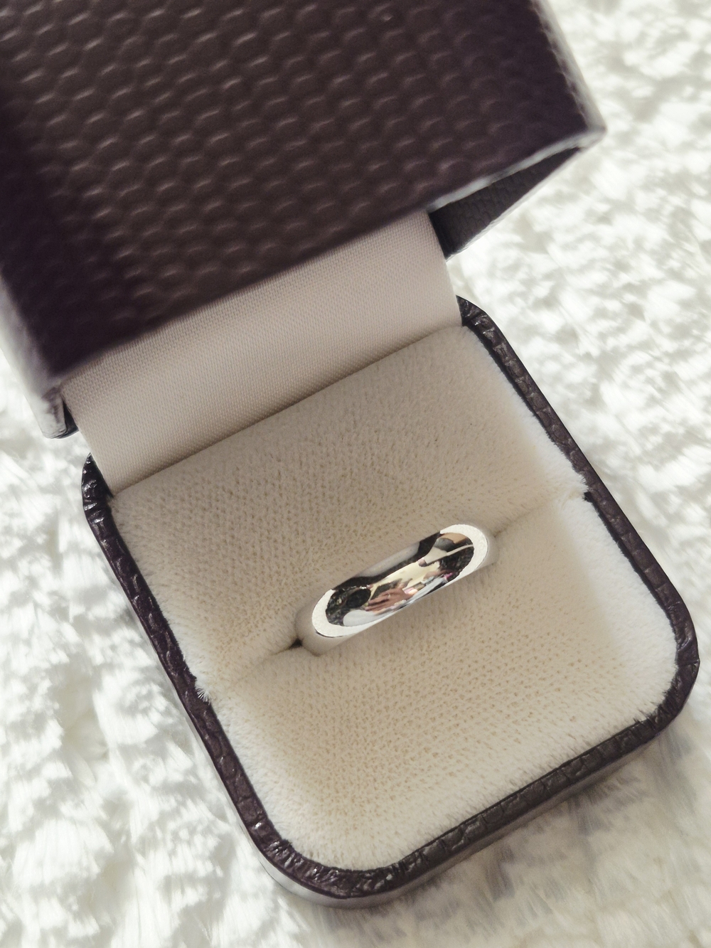 Vintage 14k White Gold Dome Band Ring
